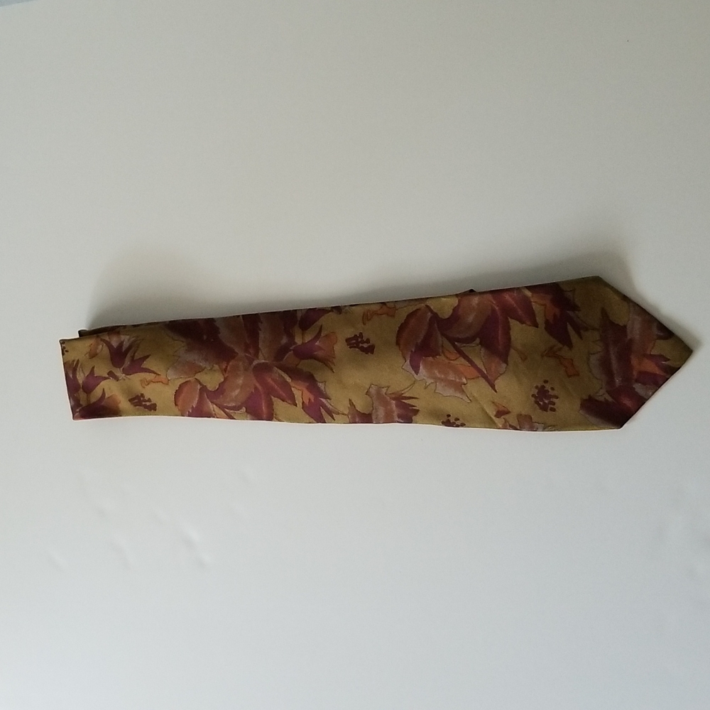 John Weitz Autumn silk tie